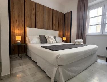 Studio (2 Adults)