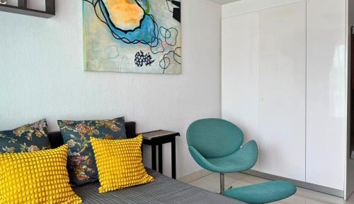 Studio Apartment with Balcony