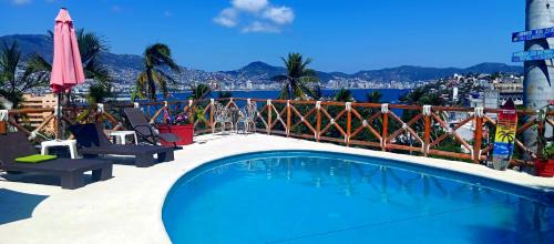 Deluxe Suite with Sea View