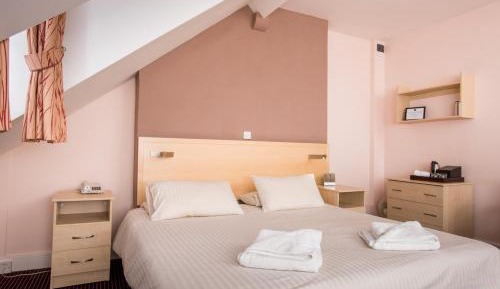 Single Room with Private External Bathroom