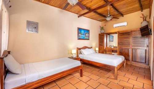 Triple Room with Pool View