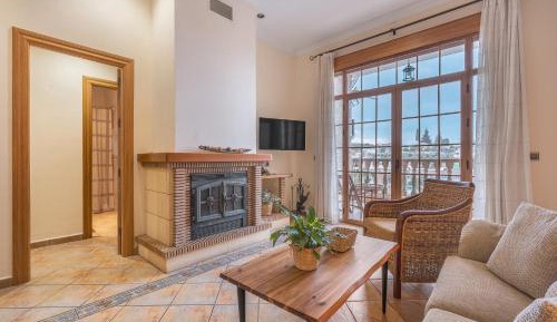 Three-Bedroom Superior Apartment