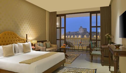 Deluxe King Room