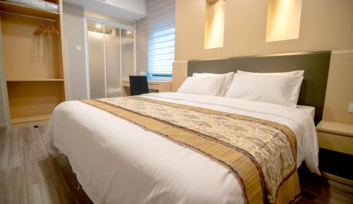 Deluxe King Room