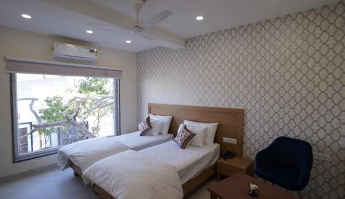 Deluxe Twin Room