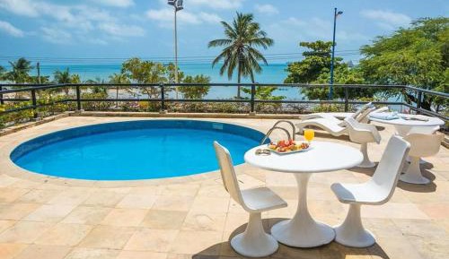 One-Bedroom Apartment with Sea View