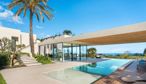 Deluxe Villa