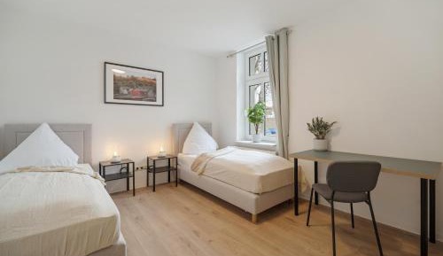 Four-Bedroom Deluxe Apartment