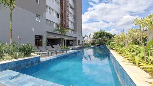 Two-Bedroom Apartment with City View