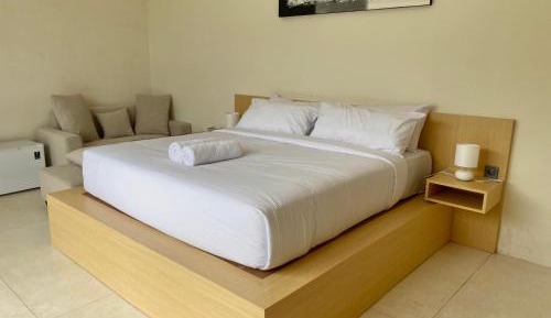 Suite with Mountain View