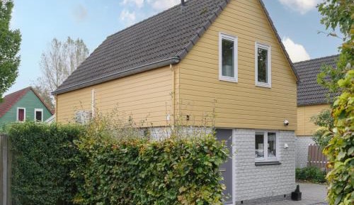 Four-Bedroom Holiday Home