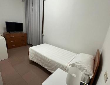 Single Room with Private Bathroom