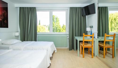 Classic Twin Room