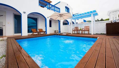 One-Bedroom Villa