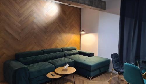 Superior One-Bedroom Apartment with Balcony