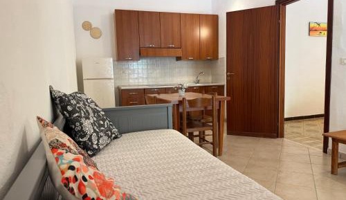 Bungalow with Kitchen