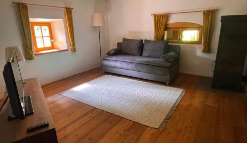 Deluxe King Suite