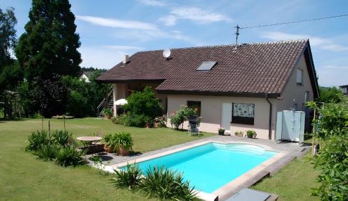 Superior One-Bedroom Apartment with Balcony