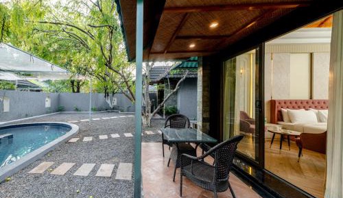 Villa with Private Pool