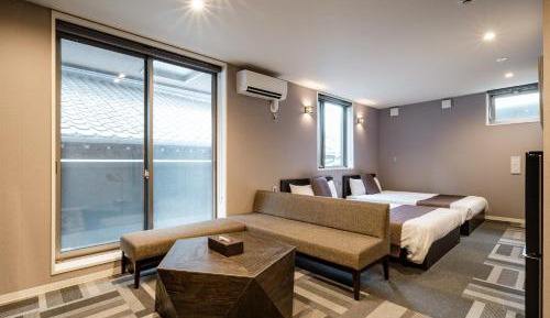 Twin Room with Shower