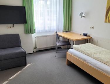Budget Single Room