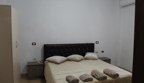 One-Bedroom Premier Apartment