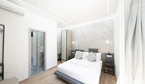 Queen Room with Garden View