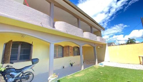 Seven-Bedroom House
