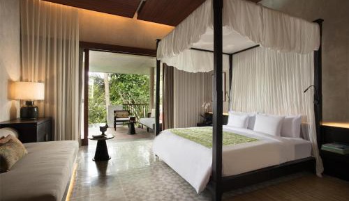 Villa with Terrace