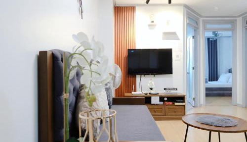 Suite with City View