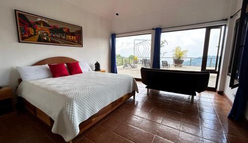 King Room with Mountain View