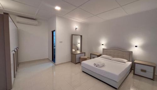 Triple Room with Mountain View