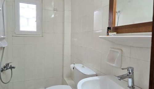 One-Bedroom Apartment - Sea Side