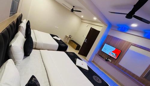 Deluxe Family Suite