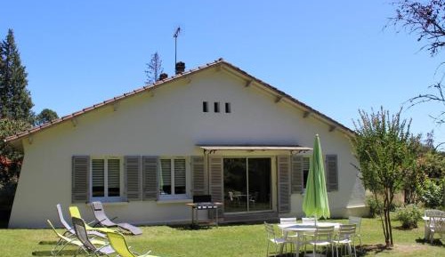 Holiday Home (6 Adults)