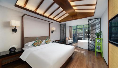 Executive Garden Room