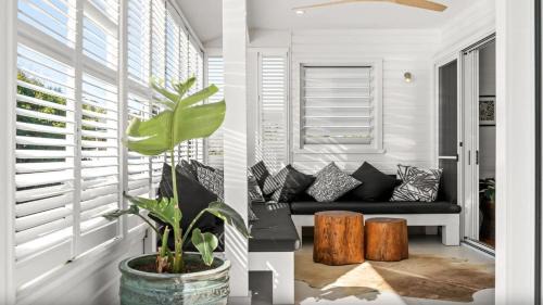 Two-Bedroom Deluxe Apartment with Balcony