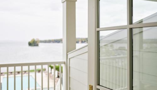 Single Room with Lake View