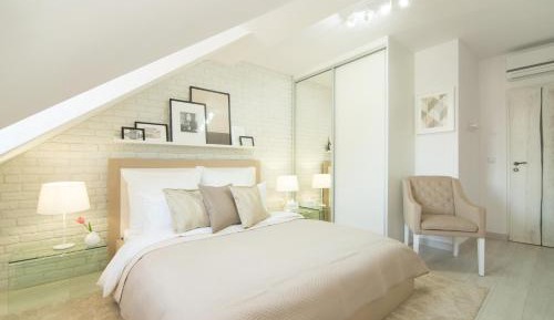 Deluxe Double Room with Shower