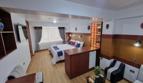 Suite with Mountain View