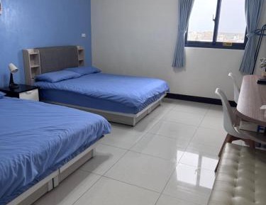 Quadruple Room with Shared Bathroom