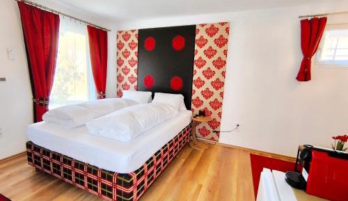 Superior Chalet