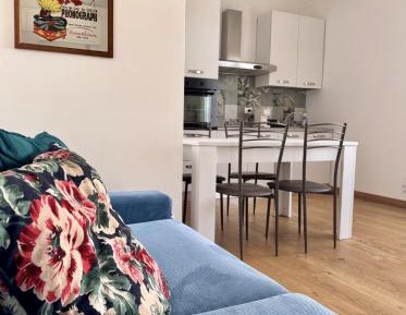 Apartment with Garden View