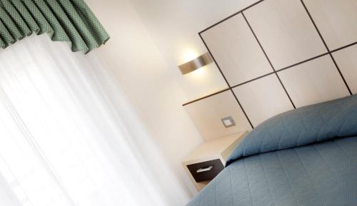 Double or Twin Room with Pool View