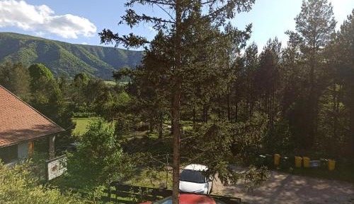 Studio with Mountain View
