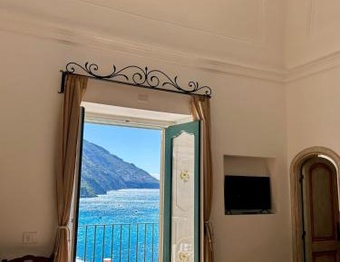 Deluxe Double Room with Extra Bed