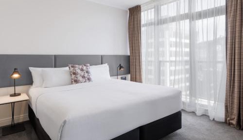 Premier Guest Room with City View