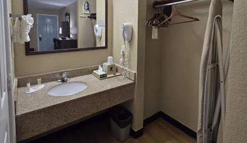 2 Full Beds, Non-Smoking