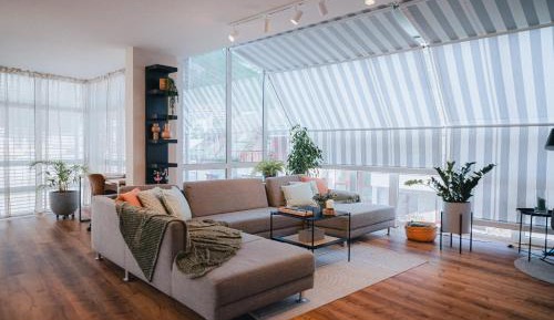 Two-Bedroom Apartment with Mountain View
