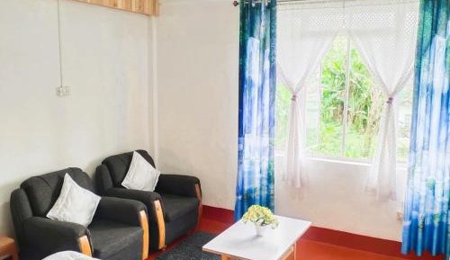 10-Bed Mixed Dormitory Room